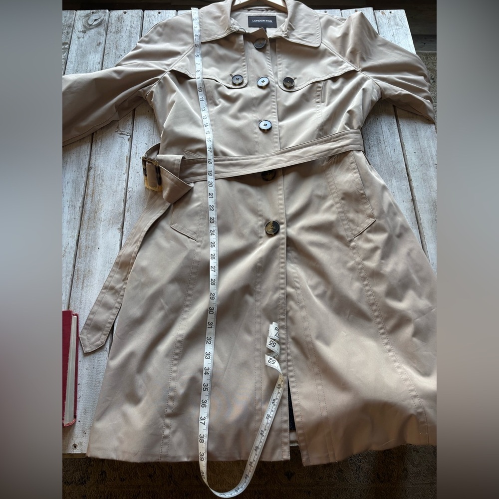London Fog Classic Belted Trench Coat Khaki Large - Picture 3 of 14